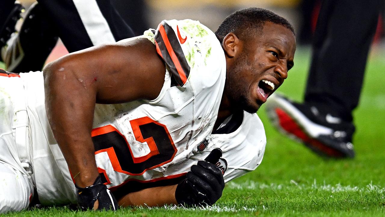 Sports world reacts to Nick Chubb's horrific injury