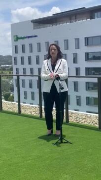 Min Swan announces she's running for Sunshine Coast Mayor