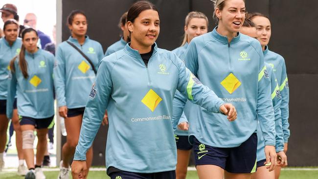 MELBOURNE, AUSTRALIA - NewsWire Photos NOVEMBER 13, 2022 : Australian womenÃ&#149;s national soccer team Captain Sam Kerr, leads the Matildas into the Elite Football Centre to surprise some young girl soccer players. Picture NCA NewsWire / Ian Currie