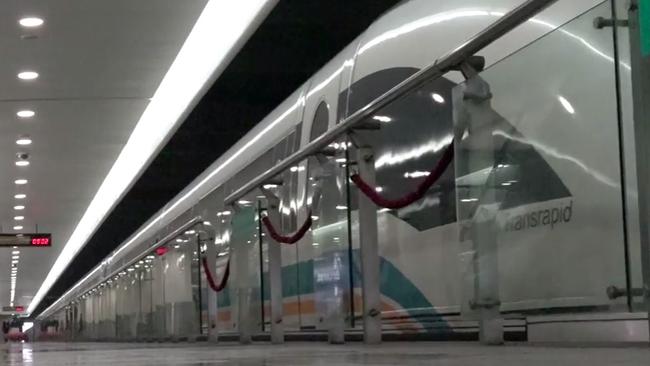 Shanghai Transrapid was used to show the speed of Australia’s potential for high speed rail.