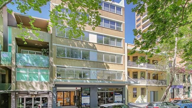 Annalise Braakensiek bought her Potts Point apartment late last year.