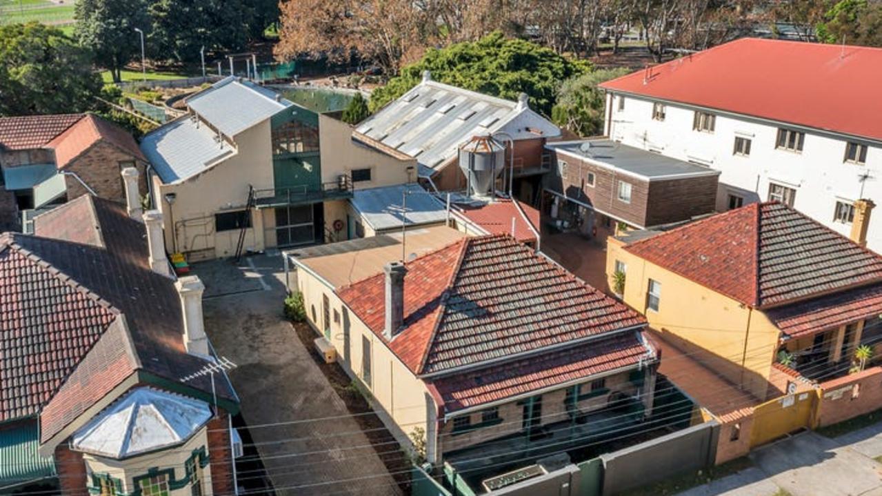 An aerial view of the site showing the house, stables and direct access to Randwick Racecourse.