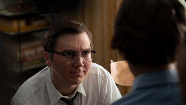 (from left) Burt Fabelman (Paul Dano) and Sammy Fabelman (Gabriel LaBelle, back to camera) in The Fabelmans, co-written, produced and directed by Steven Spielberg.