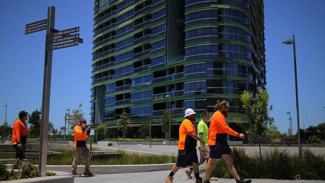 Construction workers at the Opal Tower today. Picture: AAP