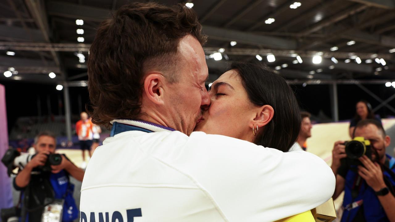 Sakakibara shares a kiss with French boyfriend Romain Mahieu, who claimed Olympic bronze. Picture: Getty