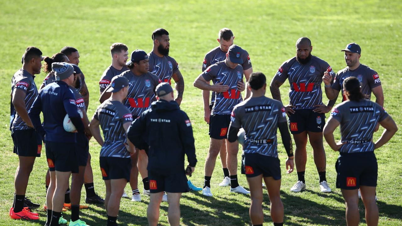 SYDNEY, AUSTRALIA - JUNE 14: Blues players form a huddle during a New South Wales Blues State of Origin training session at Coogee Oval on June 14, 2023 in Sydney, Australia. (Photo by Jason McCawley/Getty Images)