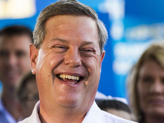 Queensland LNP leader Tim Nicholls meets supporters in his electorate of Clayfield after the Qld Premier Annastacia Palaszczuk announced the date of the Queensland election, Sunday, October 29, 2017. Premier Palaszczuk announced that the election will be held on Saturday, November 25. (AAP Image/Glenn Hunt) NO ARCHIVING