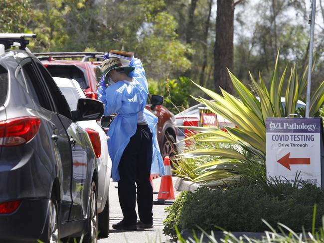 Long lines of cars at a Covid testing facility in Murarrie, Brisbane. Picture: NCA NewsWire/Tertius Pickard