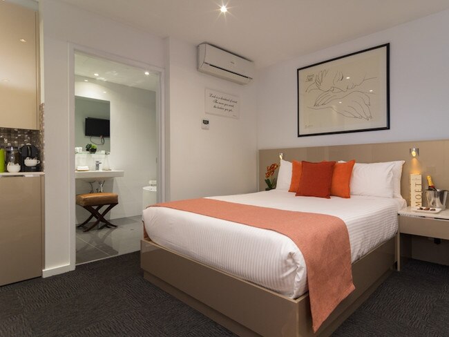 STAY SA WEEKEND SEP 16 - North Adelaide Boutique Stays Accommodation Spa suite