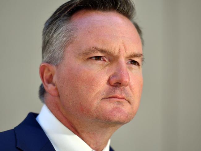 Shadow Treasurer Chris Bowen has called on the government to implement immediate changes. Picture: Mick Tsikas/AAP