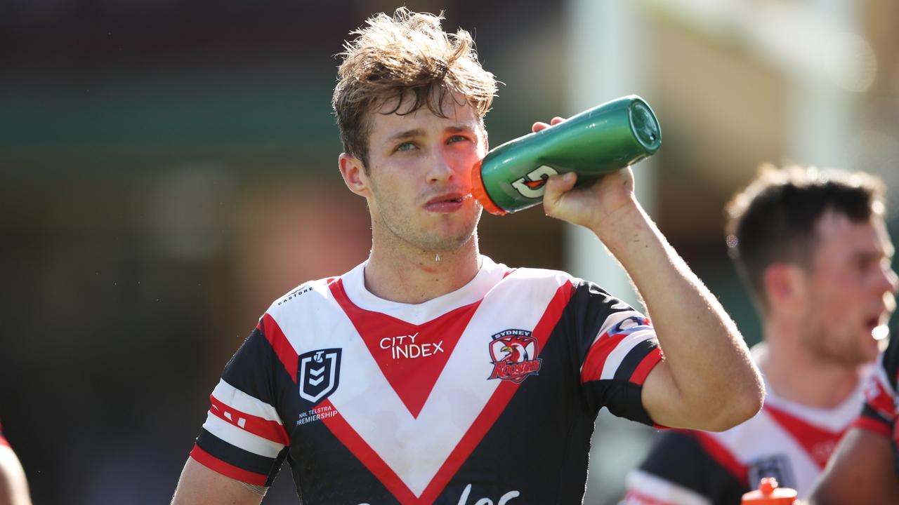 SYDNEY, AUSTRALIA - MARCH 12: Sam Walker of the Roosters and team mates look dejected after a Knights try during the round one NRL match between the Sydney Roosters and the Newcastle Knights at Sydney Cricket Ground, on March 12, 2022, in Sydney, Australia. (Photo by Matt King/Getty Images)