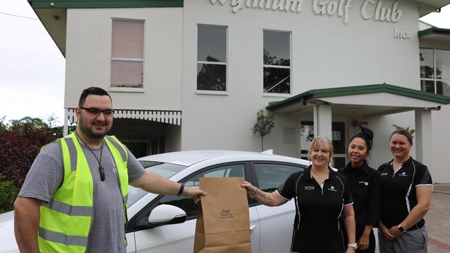 Joshua Bentley from LocalYou and Peta Gerner, Olia Hadzi-Andonova and Fiona Smith from the Wynnum Golf Club.