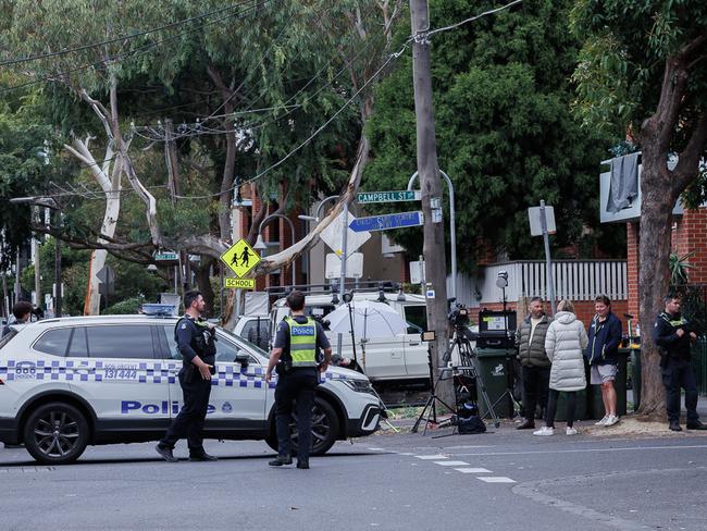 Collingwood, Melbourne, Victoria - January 24, 2025: Police and media on Vere Street. Police are investigating after shots were fired in Collingwood o n Friday, 24 January.It is understood several shots were fired at a group of youths on Palmer Street about 1am.Two teenagers were located with gunshot wounds a short time later.A 15-year-old boy and a 17-year-old boy, both from Collingwood were taken to hospital with serious injuries.Picture: NewsWire / Nadir Kinani