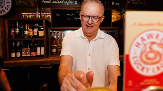 SYDNEY, AUSTRALIA. NewsWire Photos. MARCH 01, 2025. The Prime Minister Anthony Albanese attended the Bob Hawke Beer and Leisure Centre in Marrickville. Picture: NewsWire/ Tim Pascoe