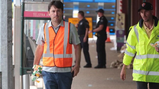 Fraser Coast mayor George Seymour looks a worried man as the CBD is evacuated. Photo: Robyne Cuerel.