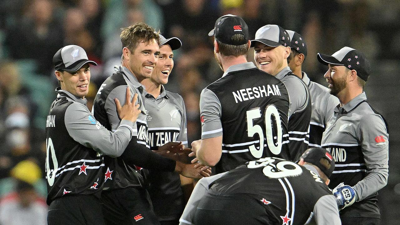 New Zealand's Tim Southee (2nd L) celebrates with teammates during their big win over Australia at the SCG in their World Cup opener. Photo: AFP