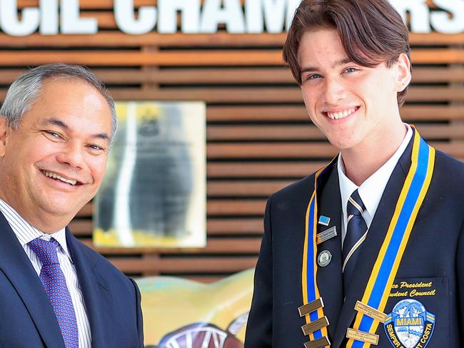 The 2020 Junior Council Executive Team is being sworn in today at the Evandale Council Chambers. Gold Coast Mayor Tom Tate with new junior mayor Narii Hamill Salmon. Pic Tim Marsden