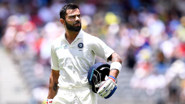 Virat Kohli wasn’t happy with his questionable dismissal. (AAP Image/Dave Hunt) 