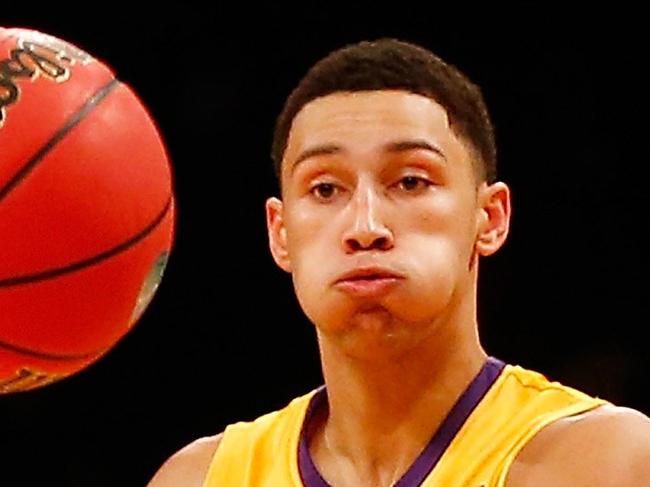 NEW YORK, NY - NOVEMBER 24: Ben Simmons #25 of the LSU Tigers passes the ball against North Carolina State Wolfpack at Barclays Center on November 24, 2015 in Brooklyn borough of New York City. Mike Stobe/Getty Images/AFP == FOR NEWSPAPERS, INTERNET, TELCOS & TELEVISION USE ONLY ==