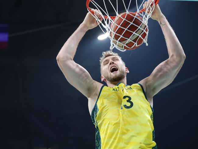 Boomers big man Jock Landale is primed for Tuesday’s quarter-final against Serbia. Photo: Thomas COEX / AFP.