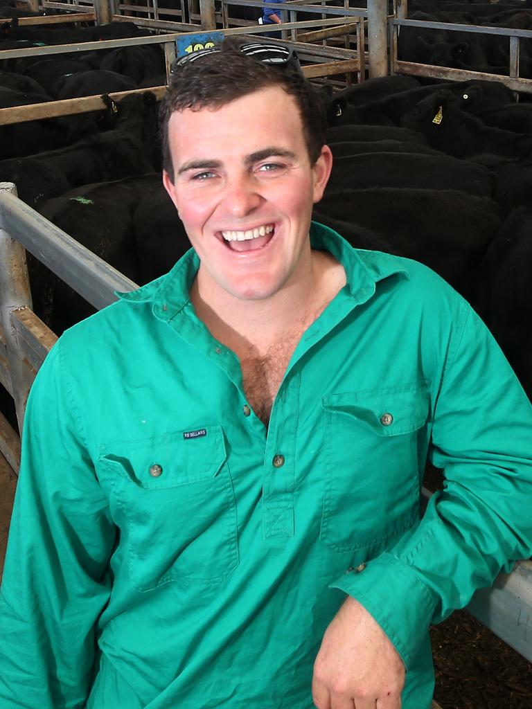 Farmer Wants A Wife Intruder Jemma Umlauf Says Theres A Spark With Brenton The Advertiser