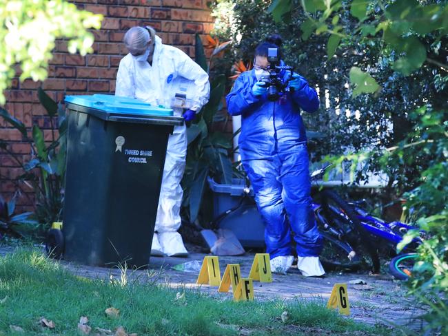 NSW Police Scientific Officers photograph the crime scene outisde Mr Kerr’s home. Picture: NCA NewsWire/ Scott Powick