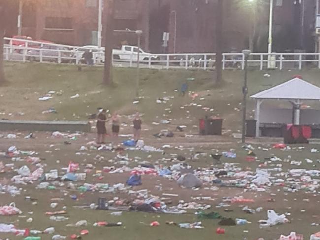 Sydney's Bronte beach after partygoers left masses of trash following their Christmas Day celebrations in 2022. Picture: NewsWire