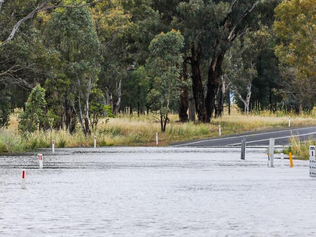 Flooding has already caused roads around Forbes to be closed, including on the Eugowra Road 15km from the town. Credit: NSW SES ,