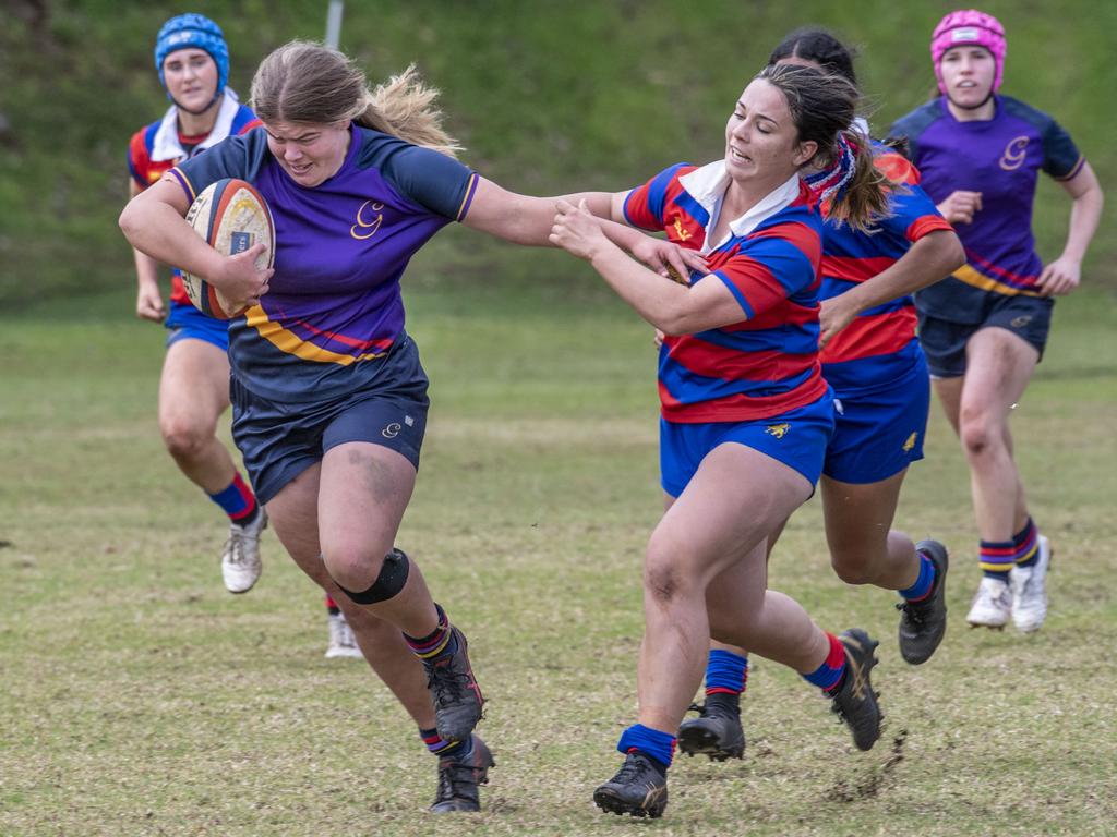 Katelyn Collie for Glennie. Selena Worsley Shield game2. Girl's rugby 7s Downlands vs Glennie. Saturday, August 6, 2022. Picture: Nev Madsen.