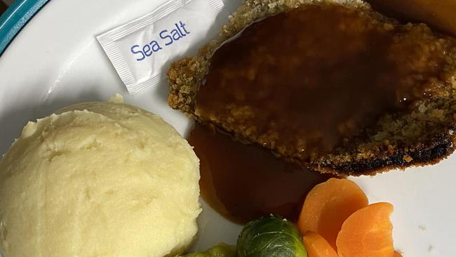 Patient shares hospital meal of schnitzel, mash potatoes, broccolii and carrots to social media. Picture: