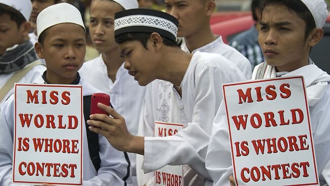 Indonesians Hold ‘islams Answer To Miss World Au