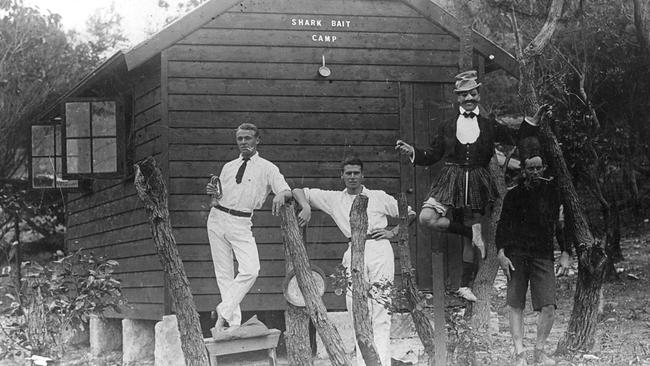 The Shark Bait camp at Freshwater. Photo Northern Beaches Library