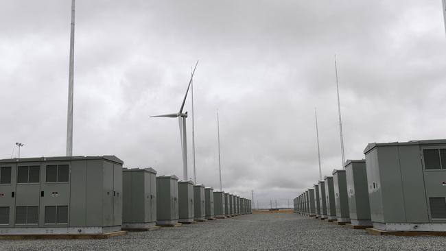 A wide view of the battery station at the launch of Tesla's 100 megawatt lithium-ion battery at Jamestown, north of Adelaide, Friday, December 1, 2017. (AAP Image/David Mariuz) NO ARCHIVING