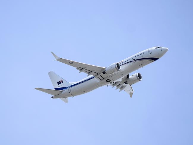 The Royal Australian Air Force aircraft carrying Britain's King Charles III and Queen Camilla is seen as it departs from Australia at Sydney Kingsford Smith Airport in Sydney, Wednesday, October 23, 2024. King Charles III and Queen Camilla will fly to Samoa to attend the Commonwealth Heads of Government Meeting (CHOGM). (AAP Image/Bianca De Marchi) NO ARCHIVING