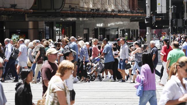 The Reserve Bank has warned a collapse in productivity matched with a rapid rise in wages has led to soaring labour costs. Picture: NCA NewsWire / Dylan Robinson