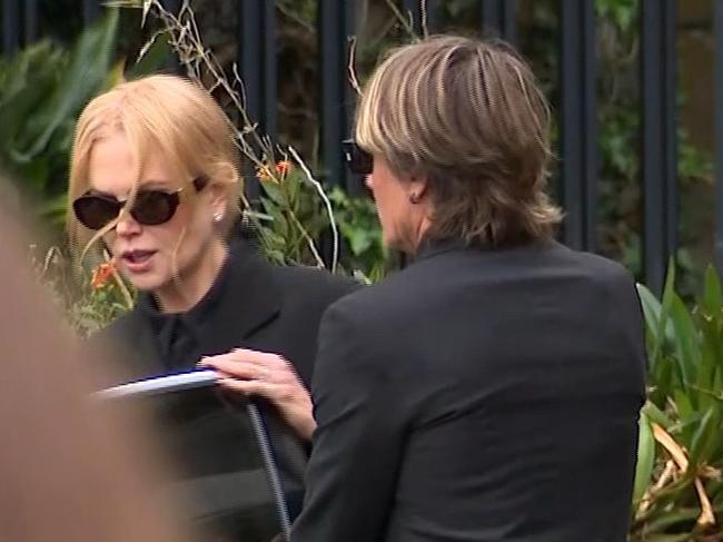 Actress Nicole Kidman has farewelled her late mother at a private funeral held in Sydney on Tuesday. , The Australian star gathered with loved ones at St Francis Xavier church in Lavender Bay, to say goodbye to her mother, JanelleKidman, who passed away last month. , Kidman’s husband, Keith Urban, was spotted by her side, comforting his wife. Picture: 7 News