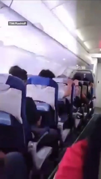 Horror as plane enters extreme turbulence