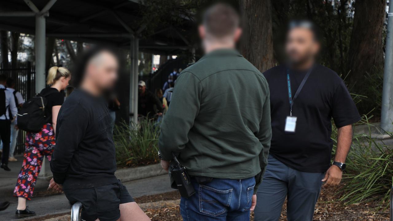 Insiders used to import 6kg cocaine