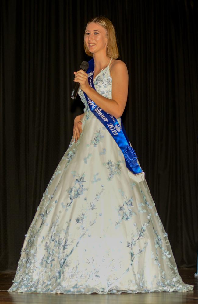 Tayla Dawson, (Casino finalist) giving her speech at the Lismore Workers Club for the Sydney AgShow Young Woman 2022 zone 1 and 2 finals.