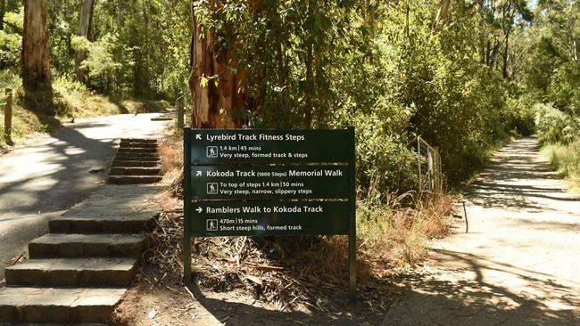 The popular 1000 Steps walking track is a short drive away.