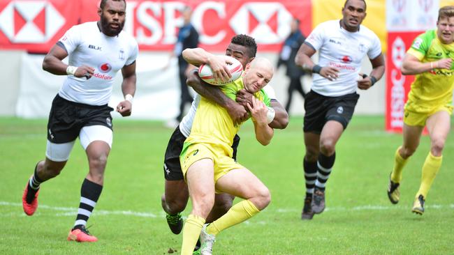 AUSTRALIA was left with a feeling of déjà vu on the final day of the Paris Sevens.