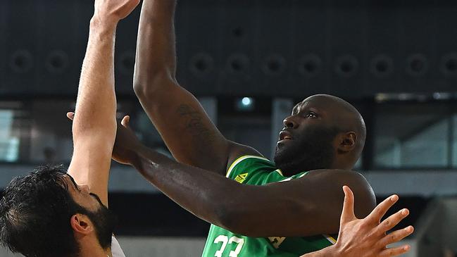 MELBOURNE, AUSTRALIA — NOVEMBER 30: Nate Jawai of the Boomers shoots during the FIBA World Cup Qualifier match between the Australian Boomers and Iran at Margaret Court Arena on November 30, 2018 in Melbourne, Australia. (Photo by Quinn Rooney/Getty Images)