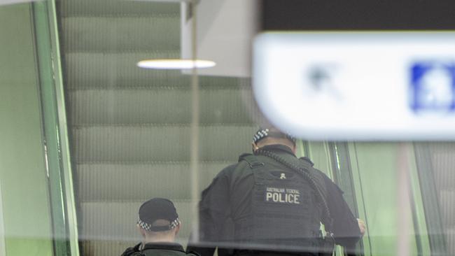 SYDNEY, AUSTRALIA, NCA NewsWIRE, Monday, 14 August 2023. Police pictured at arrivals at Sydney Airport. Picture: NCA NewsWIRE/ Monique Harmer