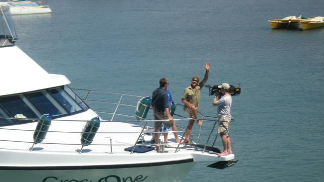 Steve Irwin setting off to film ‘Ocean’s Deadliest’ during which he was fatally stung by a stingray.