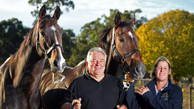 Eric Musgrove with his foreperson Belinda Simpson and horses Urban Explorer and Tremec, in 2017. Picture: Tom Huntley.