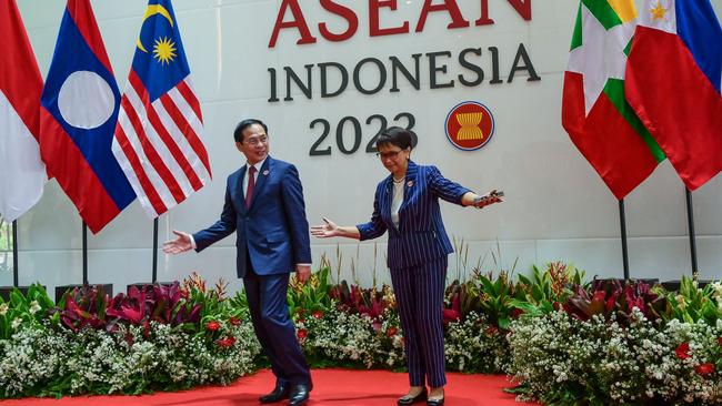 Vietnam's Bui Thanh Son is welcomed by Indonesia's Foreign Minister, Retno Marsudi, during the 32nd ASEAN meeting in Jakarta. Picture: AFP