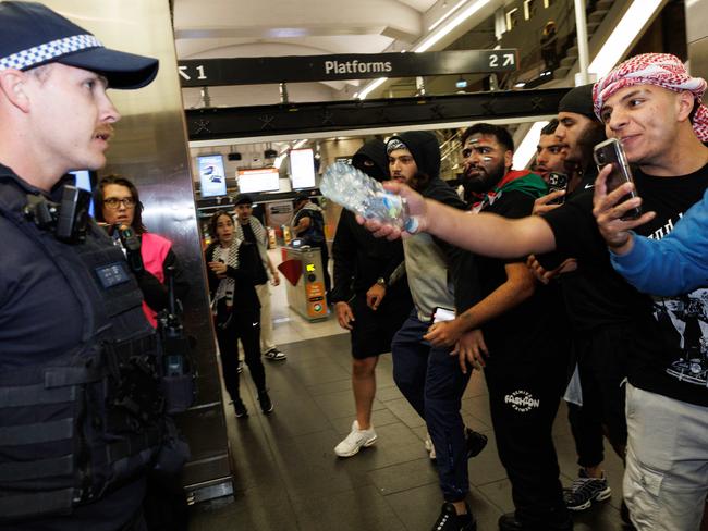 DAILY TELEGRAPH OCTOBER 9, 2023Pro-Palestine supporters are rallying at Sydney Town Hall as the conflict between Israel and Palestinians escalates. Several men rushed at the police line at Circular Quay Station. Picture: David Swift