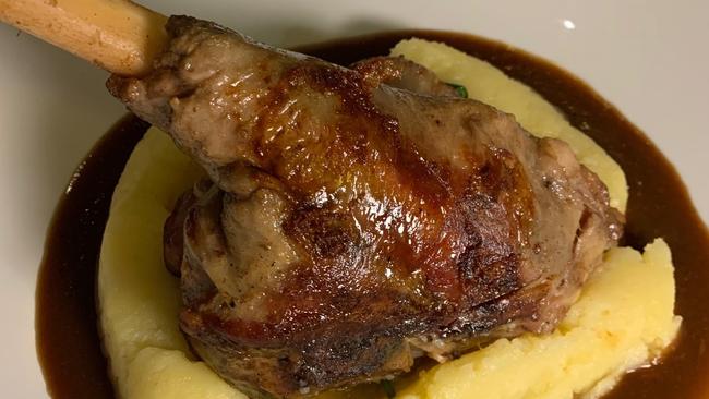 Heft serve: Lamb shank and mash at Fatcow.