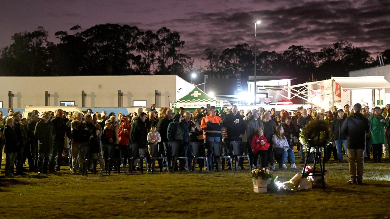 Hundreds of people gathered. Picture: NCA NewsWire / Jeremy Piper