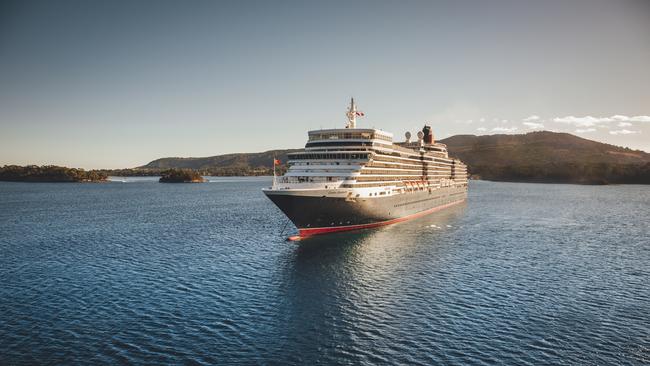 Cunard's Queen Elizabeth is hosting a literary-themed voyage.